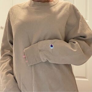Champion crewneck ‼️
